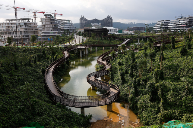 General view of the future Presidential Palace under construction in the new capital city of Nusantara, before Indonesia's Independence Day, in East Kalimantan province, Indonesia, August 16, 2024. REUTERS/Willy Kurniawan